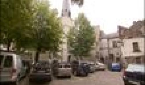 Huy : parking interdit place verte